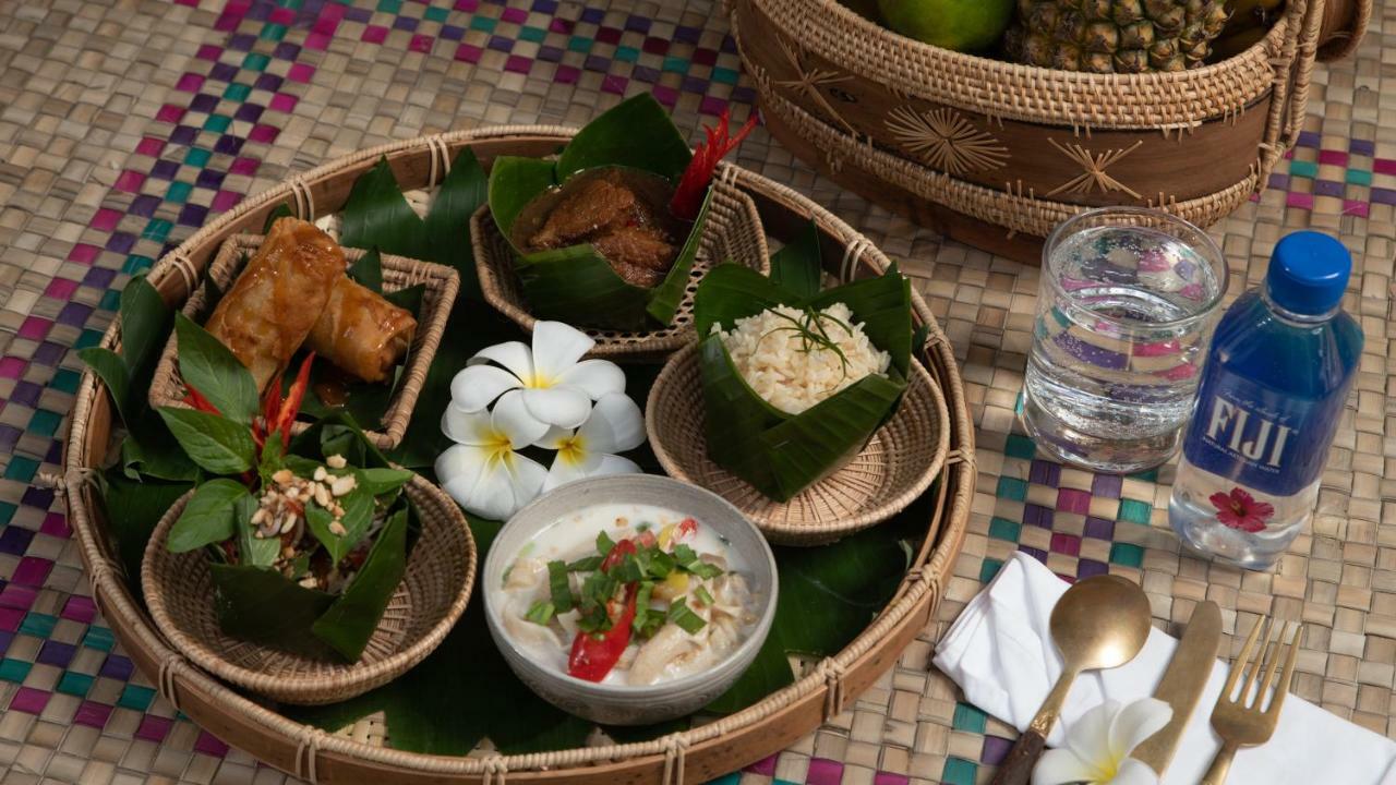 Mane Hariharalaya Hotel Siem Reap Ngoại thất bức ảnh